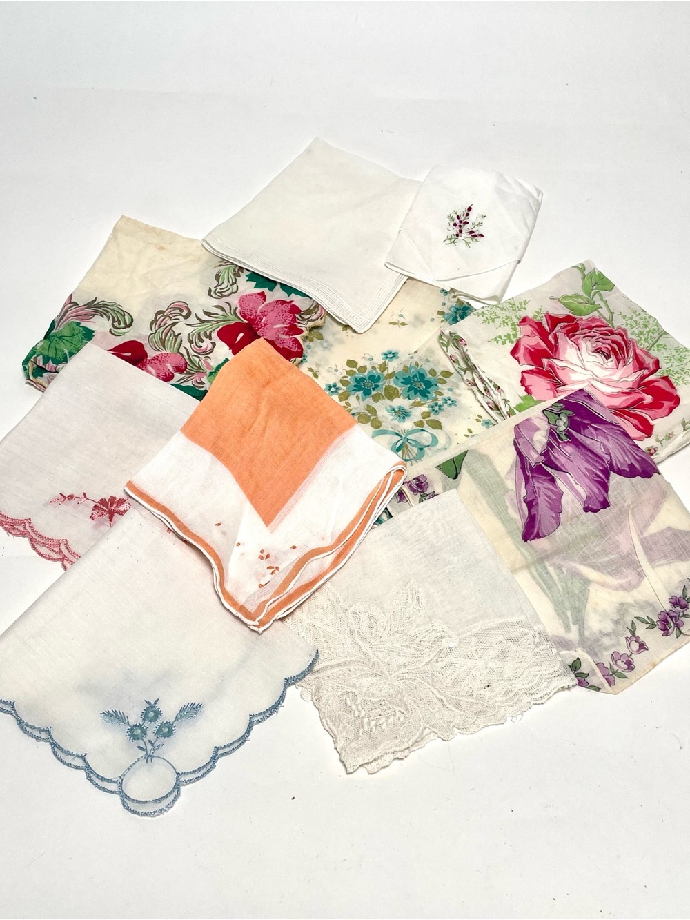Lot of 10 Vintage Floral Handkerchiefs Hankies Rose Tulip Iris Lace Embroidered - Picture 13 of 13
